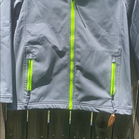 Boys Softshell Jacket - Picture 3 of 6